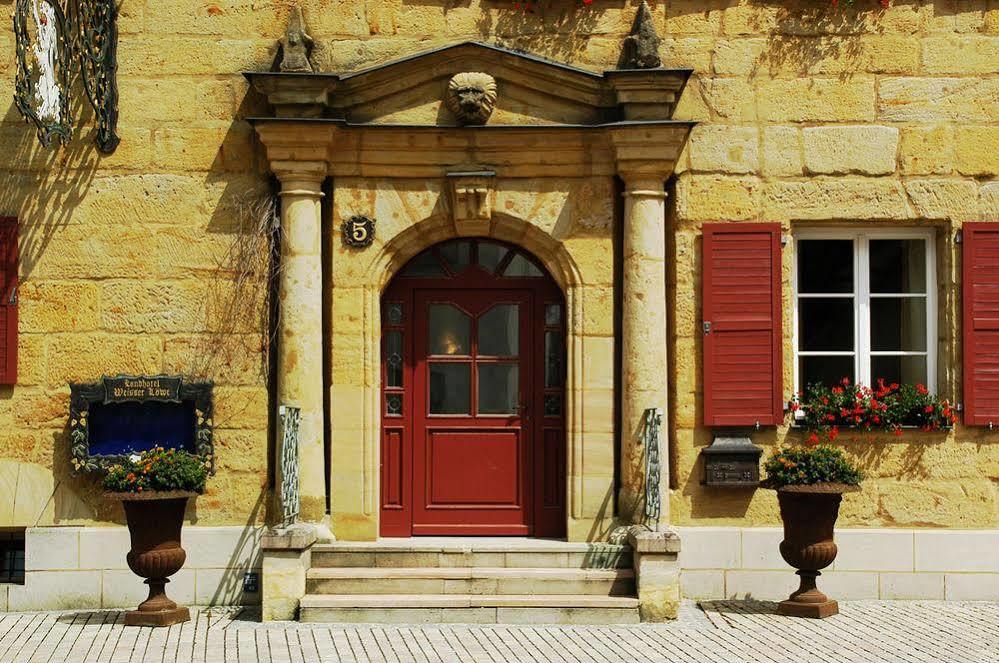 Landgasthof Und Hotel Weisser Loewe Eckental Exterior foto